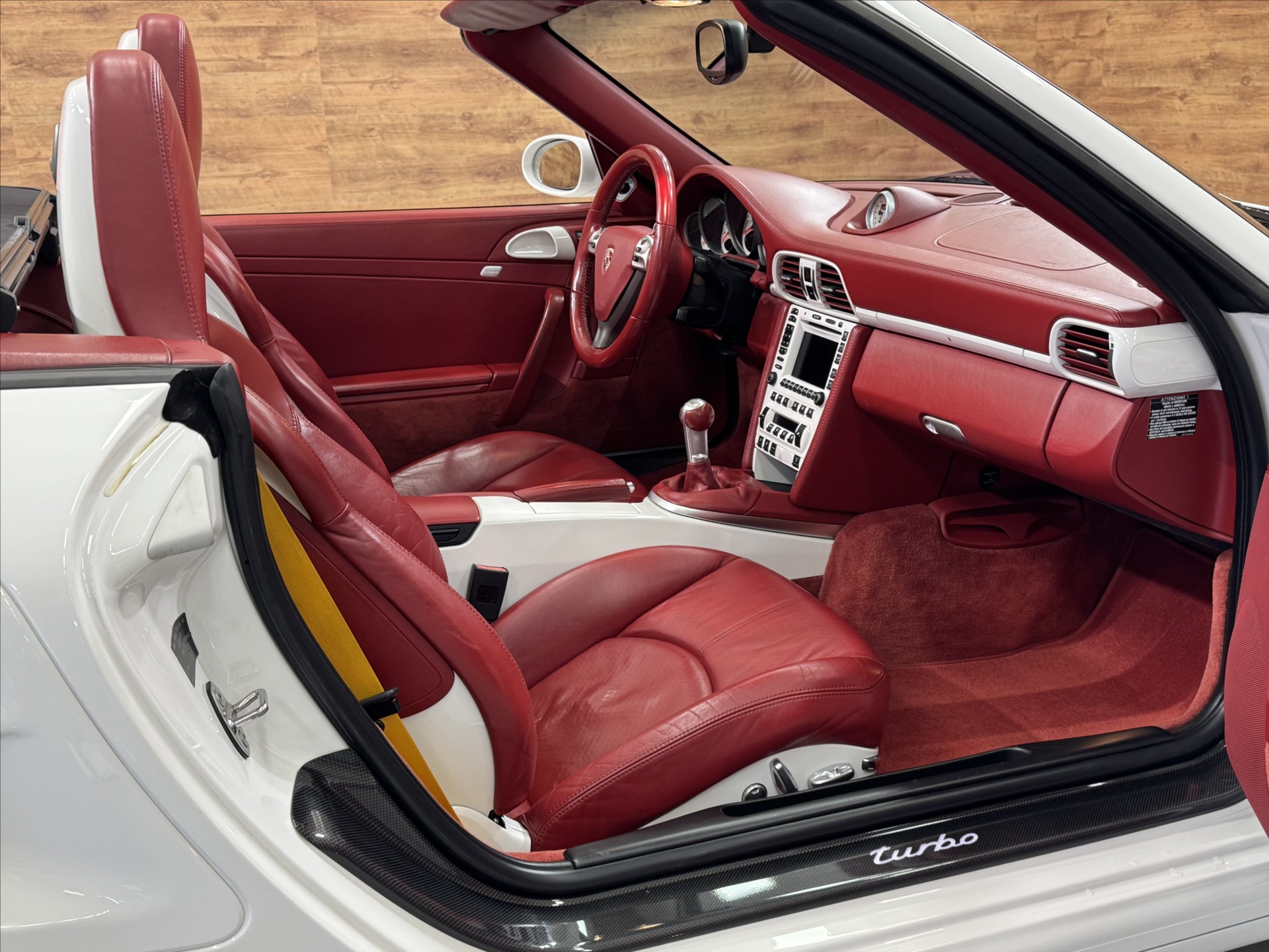porsche-911-997-turbo-cabrio-manual - 6