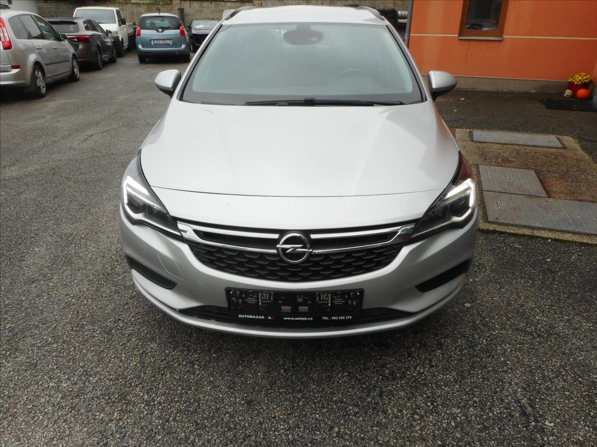 opel-astra-1-6-cdti-sports-tourer - 1
