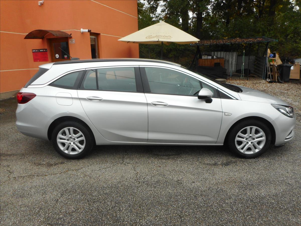 opel-astra-1-6-cdti-sports-tourer - 3