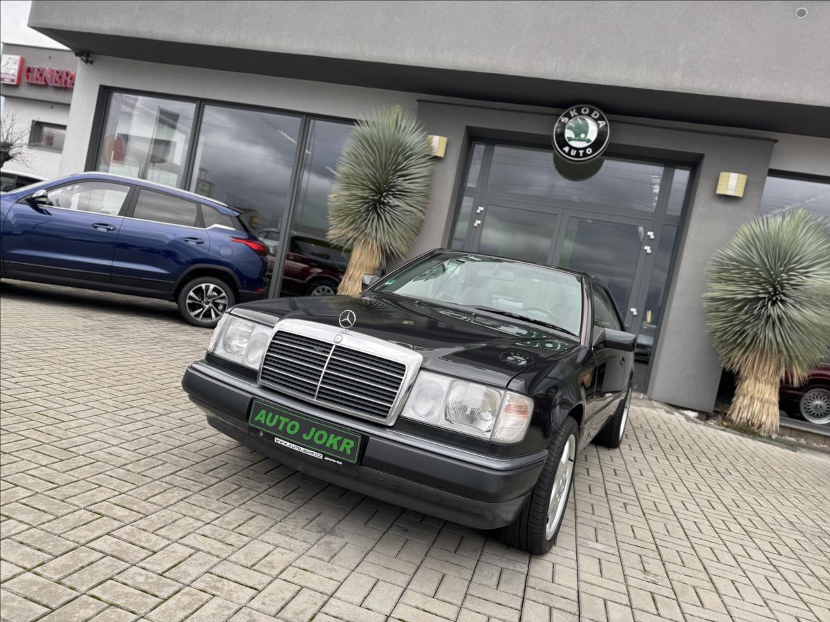 Mercedes-Benz 124 220CE 110kW TOP STAV 2.MAJITEL