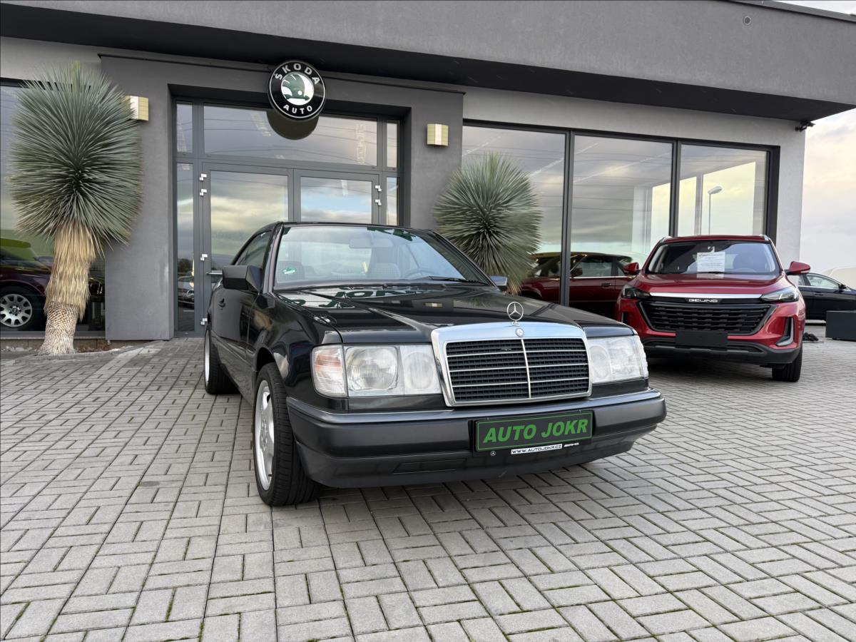 mercedes-benz-124-220ce-110kw-top-stav-2-majitel - 2