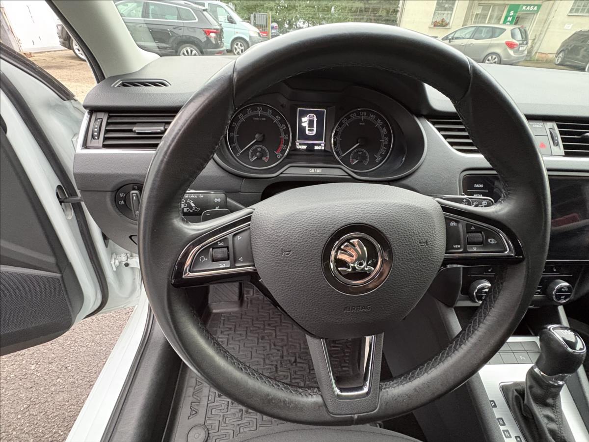 skoda-octavia-1-6-tdi-85kw-dsg-led-navi-pdc - 6
