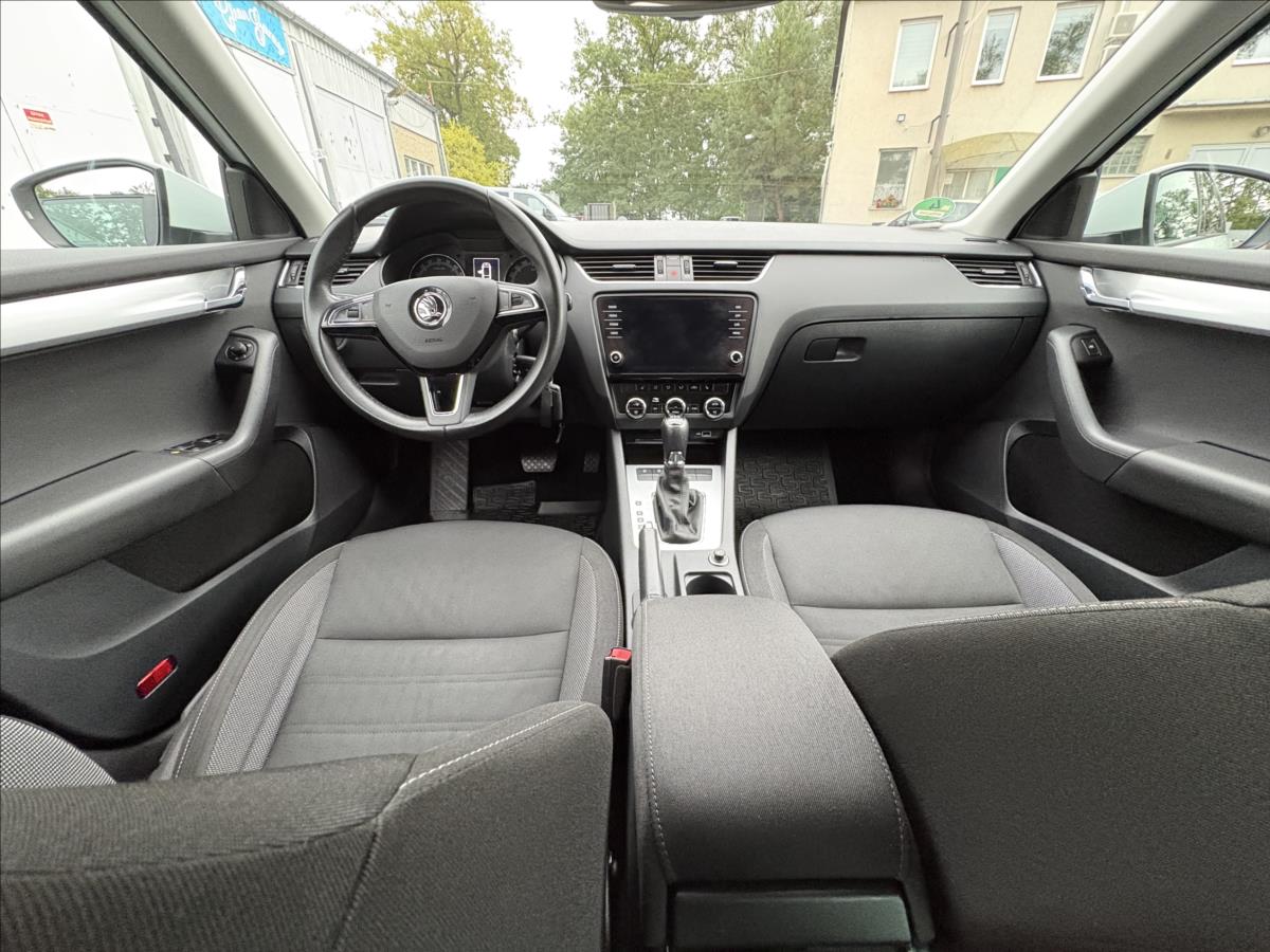 skoda-octavia-1-6-tdi-85kw-dsg-led-navi-pdc - 8