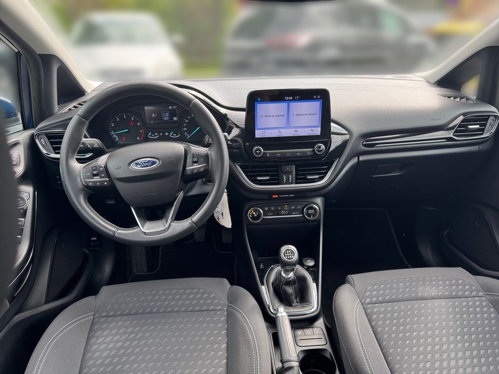 ford-fiesta-titanium - 9