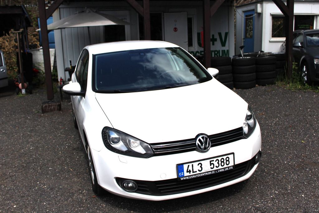 volkswagen-golf-1-6-tdi-77-kw-comfort-edition - 2