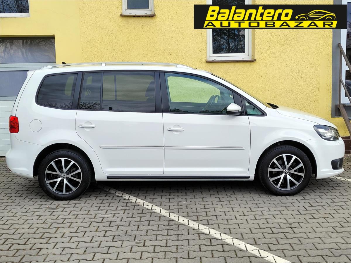 volkswagen-touran-1-4-dsg-highline-nove-rozvody - 8