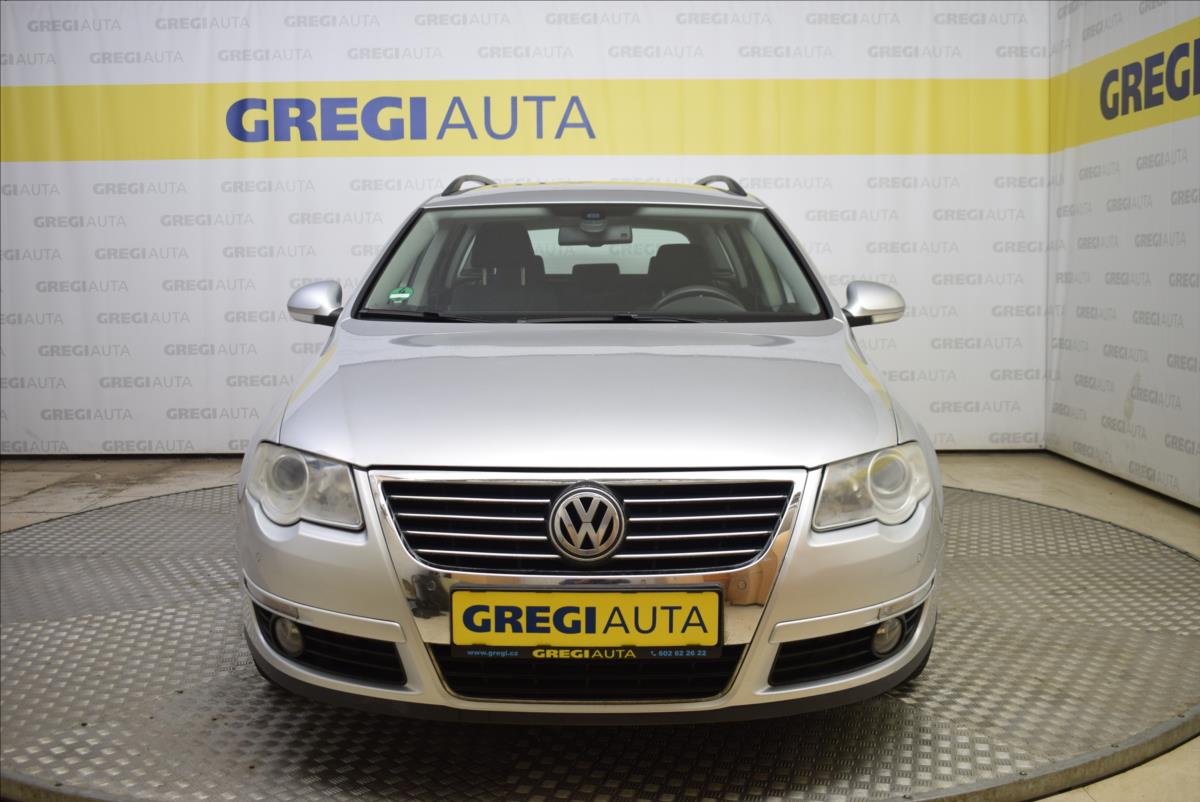 Volkswagen Passat 2,0 TDi BEZ KOROZE,SUPER STAV