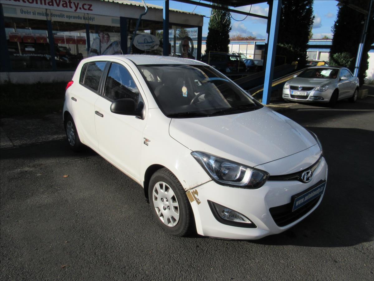 hyundai-i20-1-2-i20-62kw-1-majitel - 2