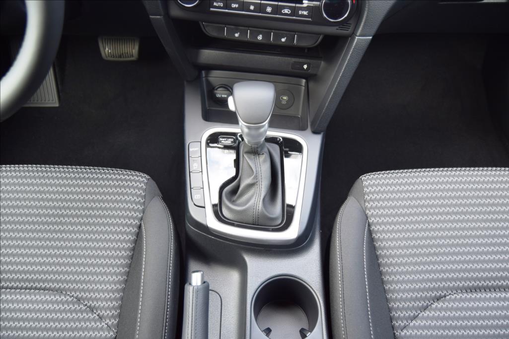 kia-ceed-sw-1-5-tgdi-top-7dct - 6