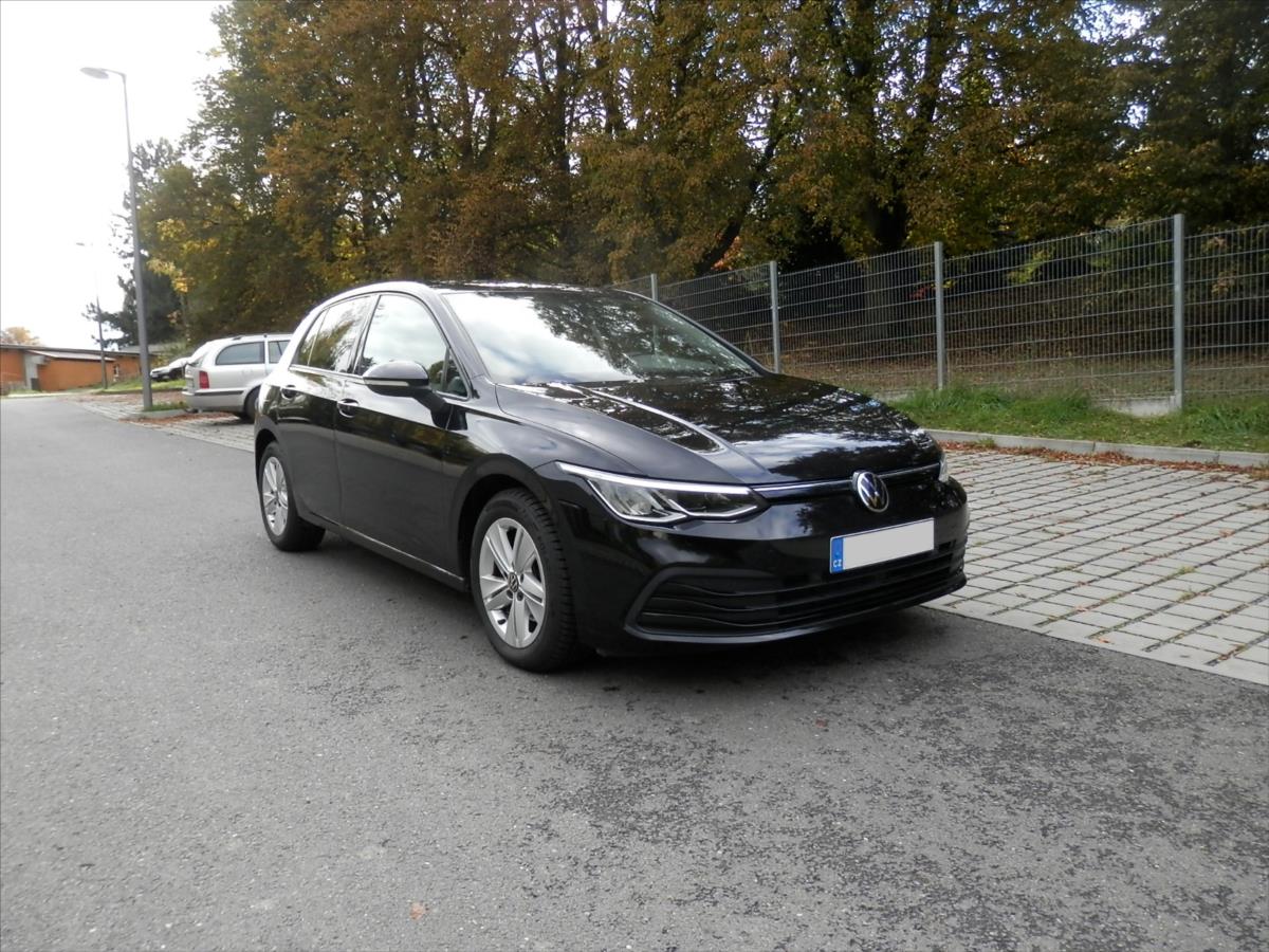 volkswagen-golf-1-5-tsi-110kw-navi-13tis-km-dph - 4