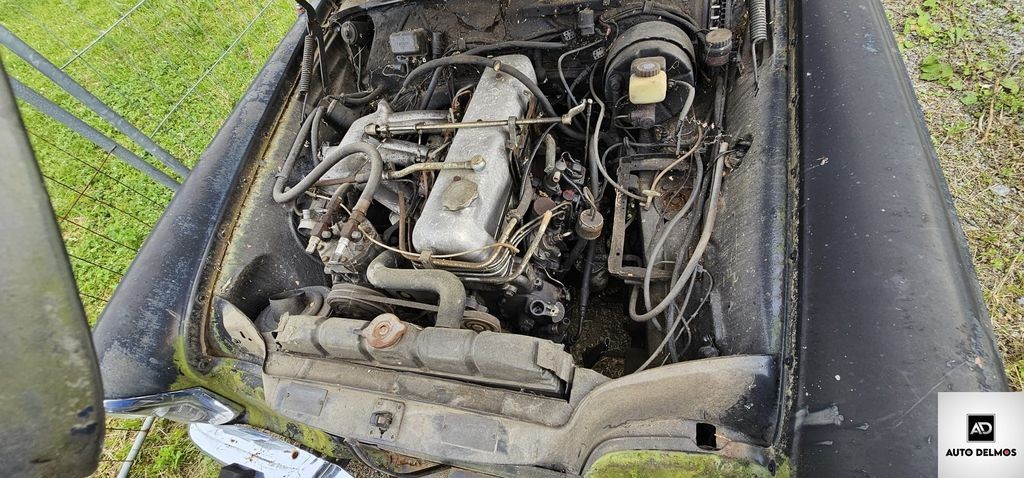 mercedes-benz-220-se-coupe-w111-1963-88kw-2-2v6 - 3