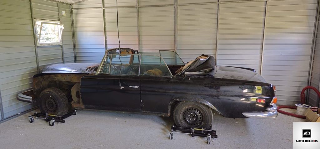 Mercedes-Benz 220 SE CABRIO/W111/1963/88kW/2.2V6