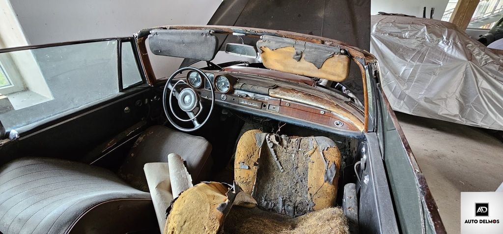 mercedes-benz-220-se-cabrio-w111-1963-88kw-2-2v6 - 1