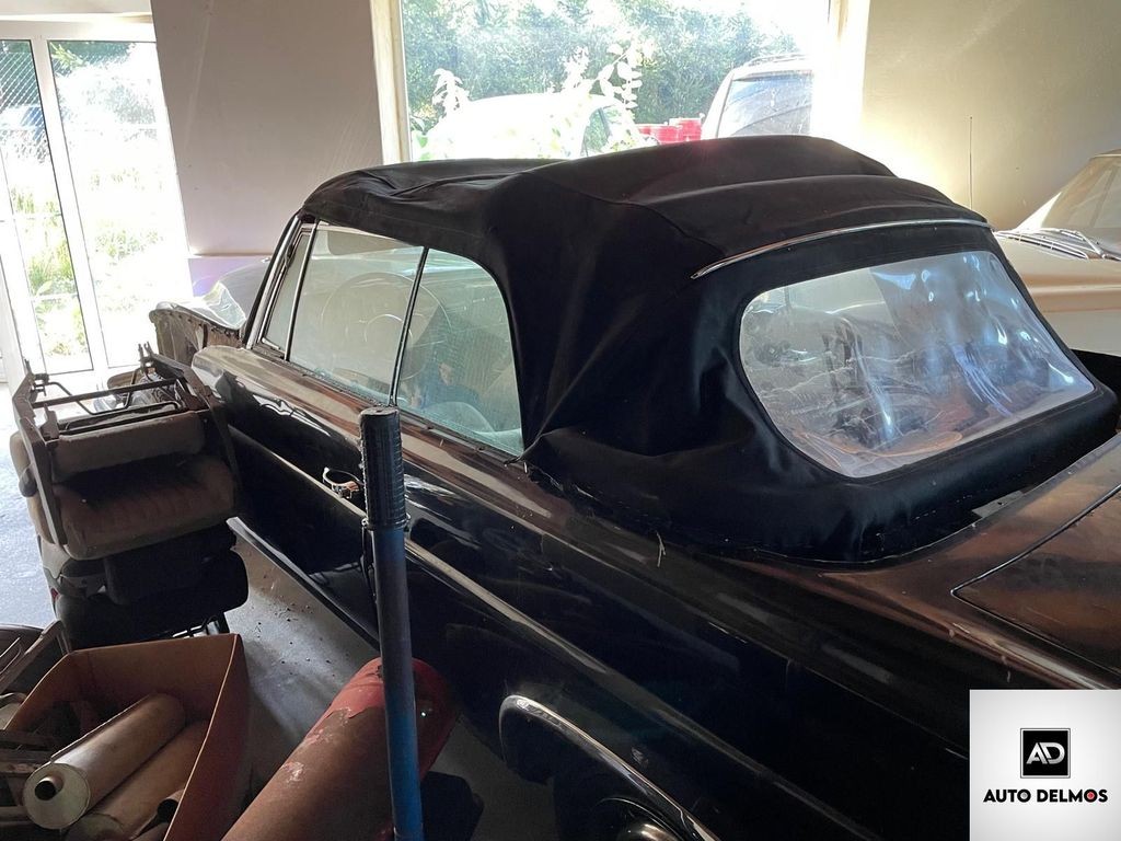 mercedes-benz-220-se-cabrio-w111-1963-88kw-2-2v6 - 5