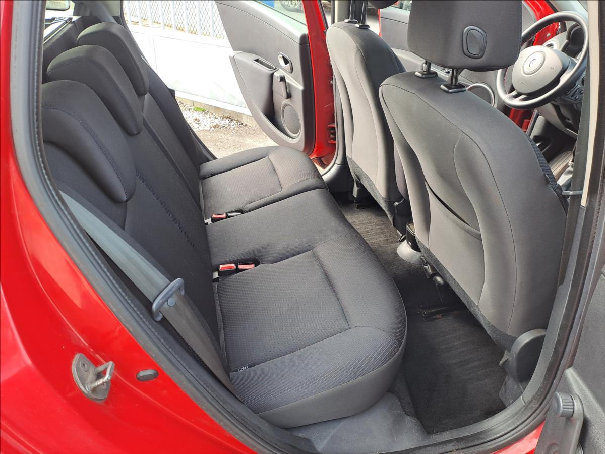 renault-clio-1-2-i-klima - 6