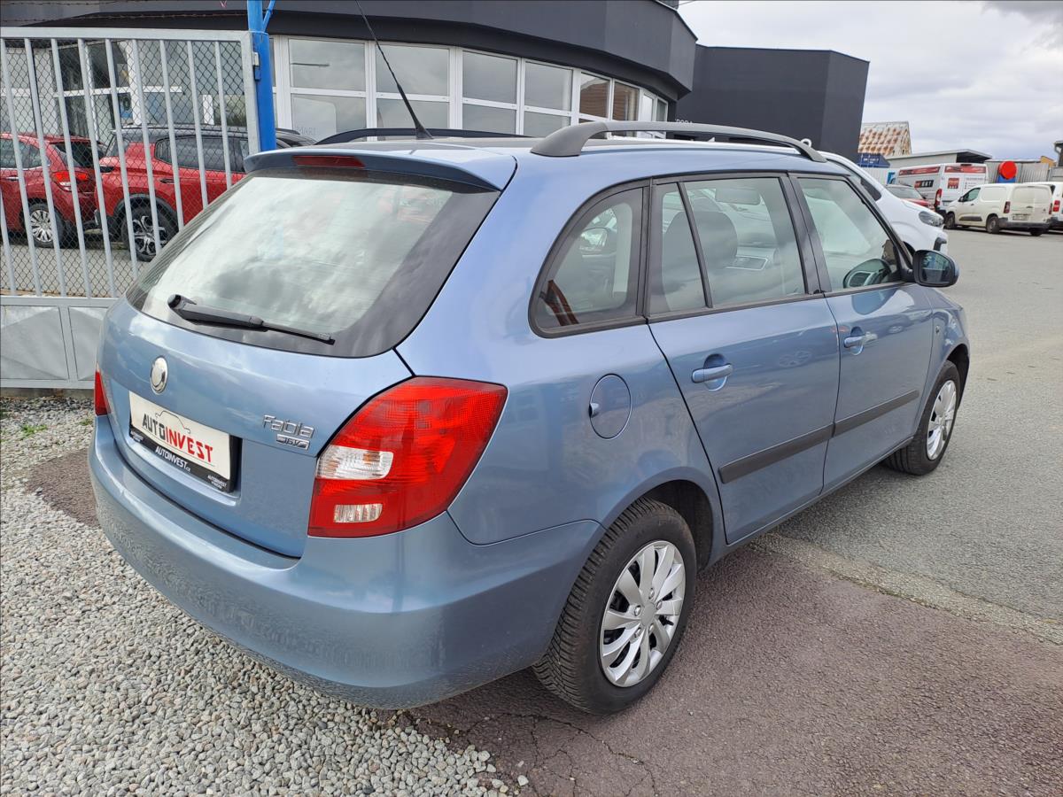 skoda-fabia-1-4-i-16v-aut-klima - 2