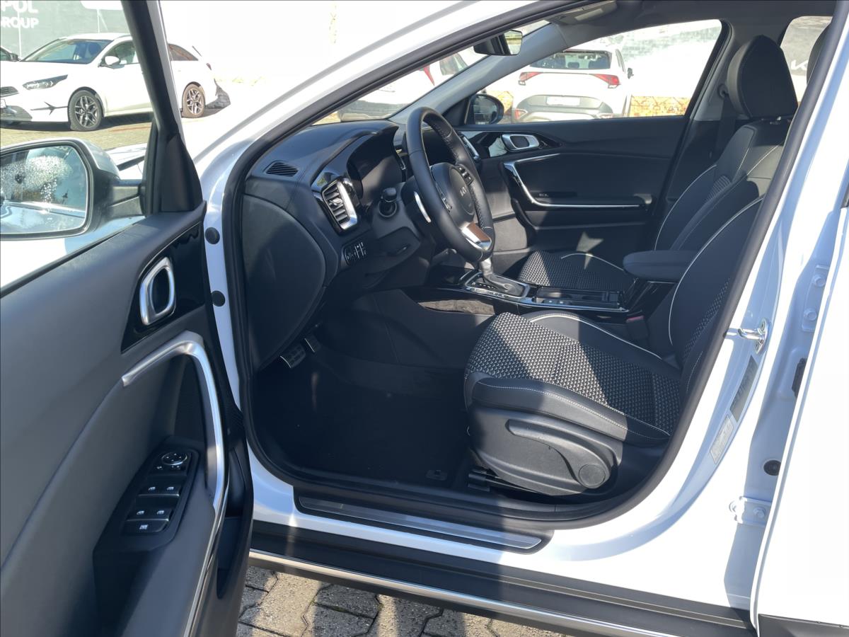 kia-xceed-1-6-t-gdi-7dct-exc-winter-prem - 9