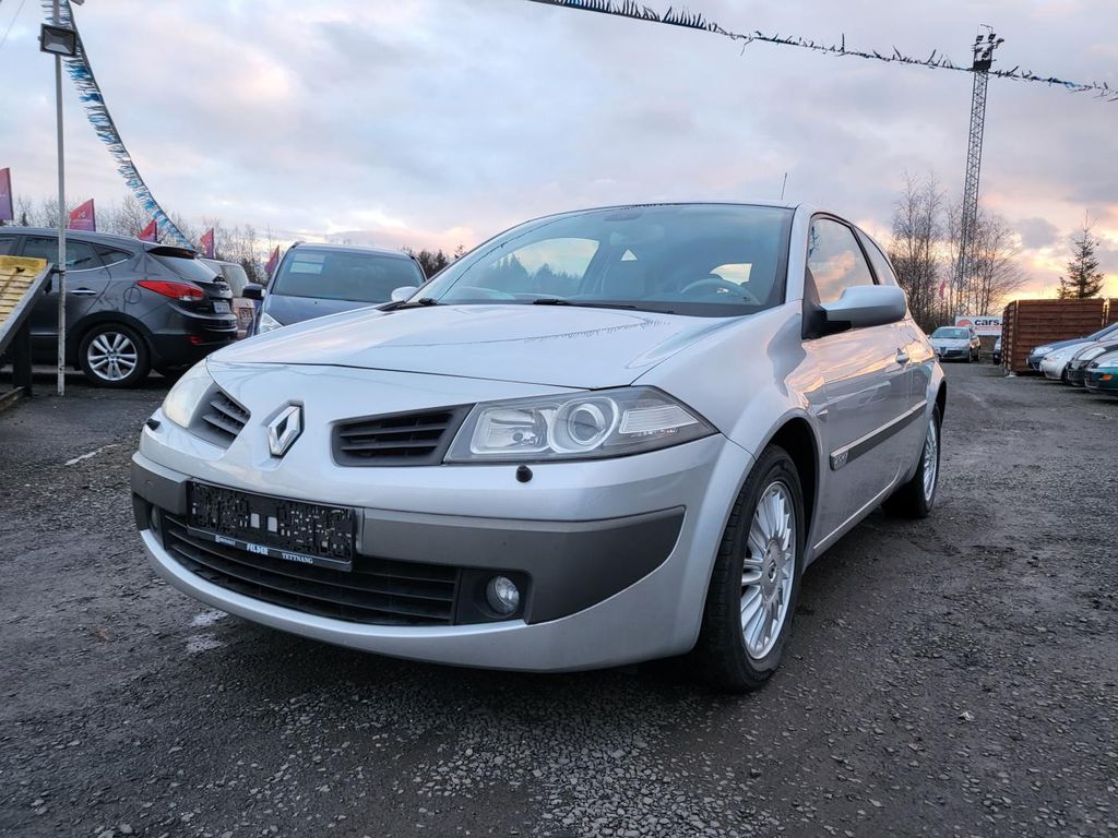 Renault Mégane 2.0i 16v coupe