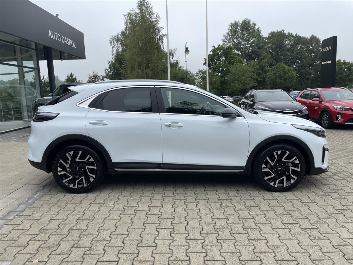 kia-xceed-1-6-t-gdi-7dct-steeledition-110kw - 1