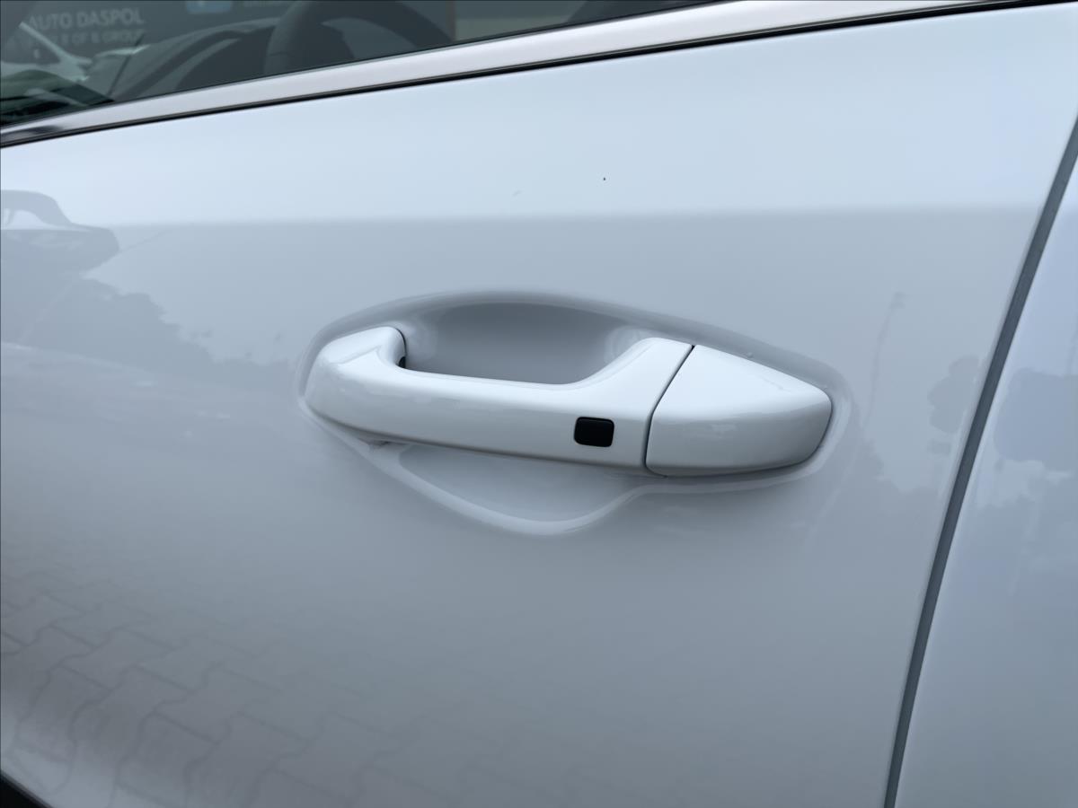 kia-xceed-1-6-t-gdi-7dct-steeledition-110kw - 9