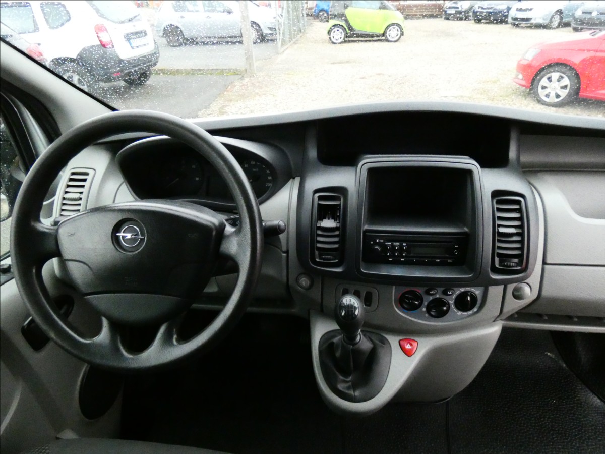 opel-vivaro-2-0-cdti - 6