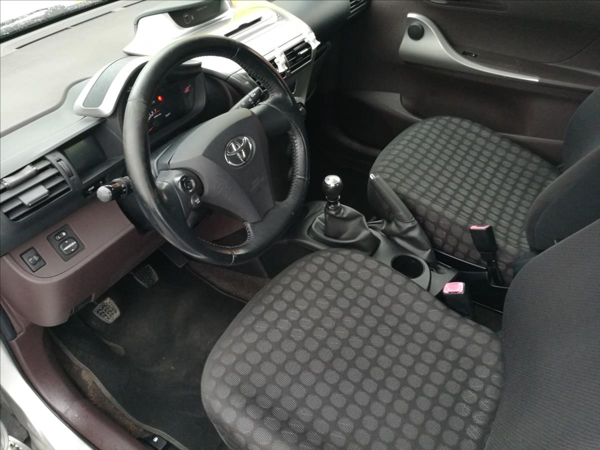 toyota-iq-1-0-i-klima - 4