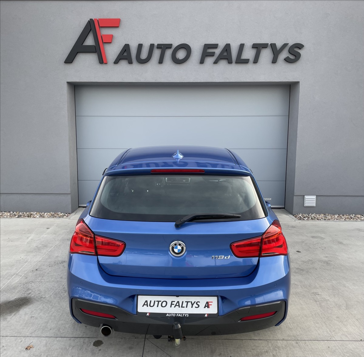bmw-rada-1-118d-110kw-automat-cr - 3