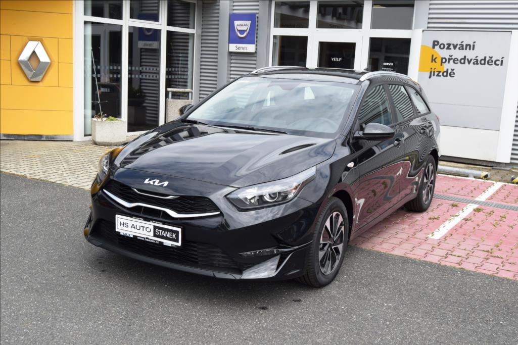 kia-ceed-sw-1-5-tgdi-top - 1