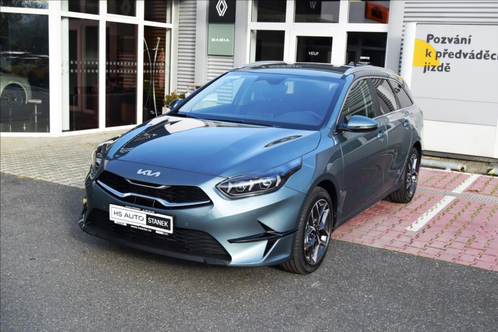 kia-ceed-sw-1-5-tgdi-top-bussines - 1
