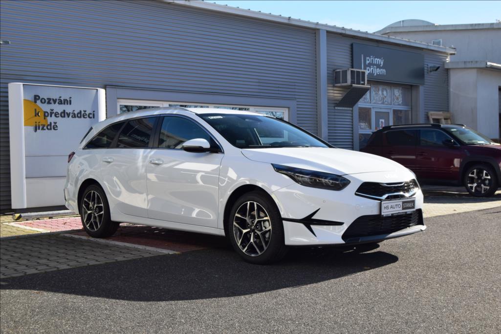 Kia Ceed SW 1,5 TGDI 7DCT TOP+BUS.
