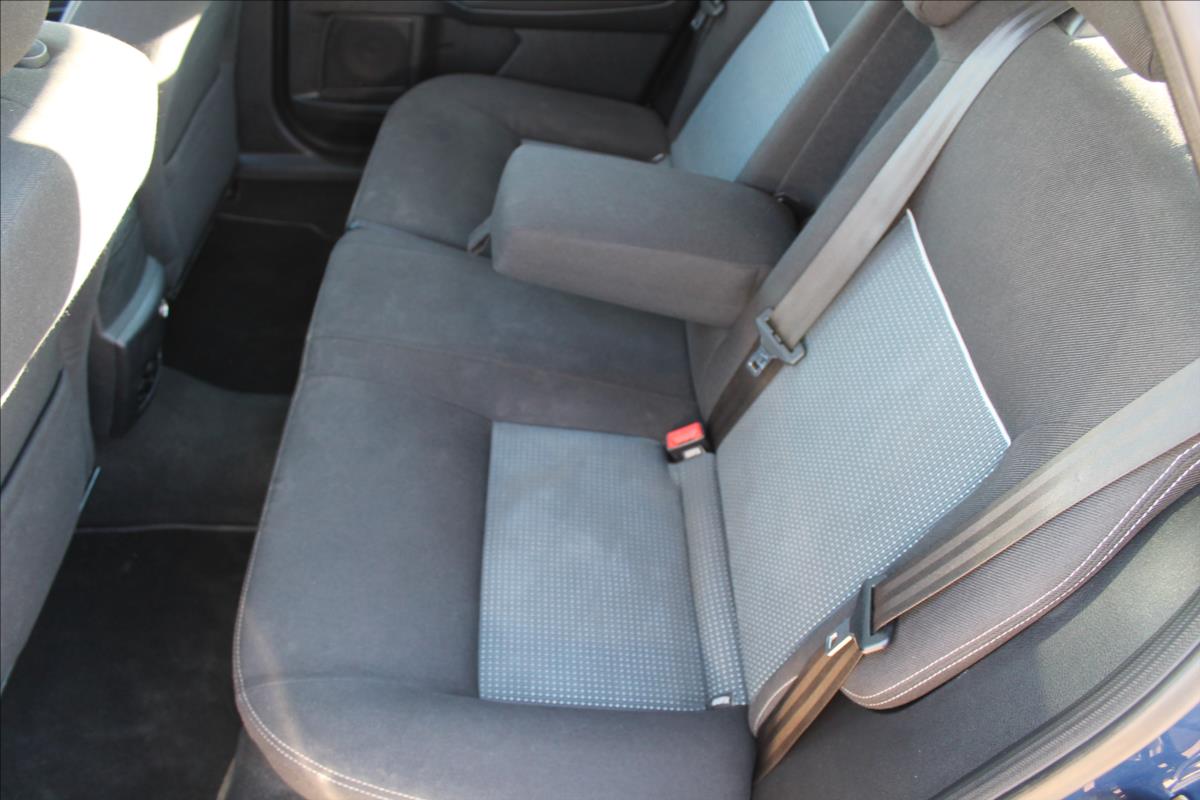 ford-mondeo-2-0-tdci-cr-trend - 7