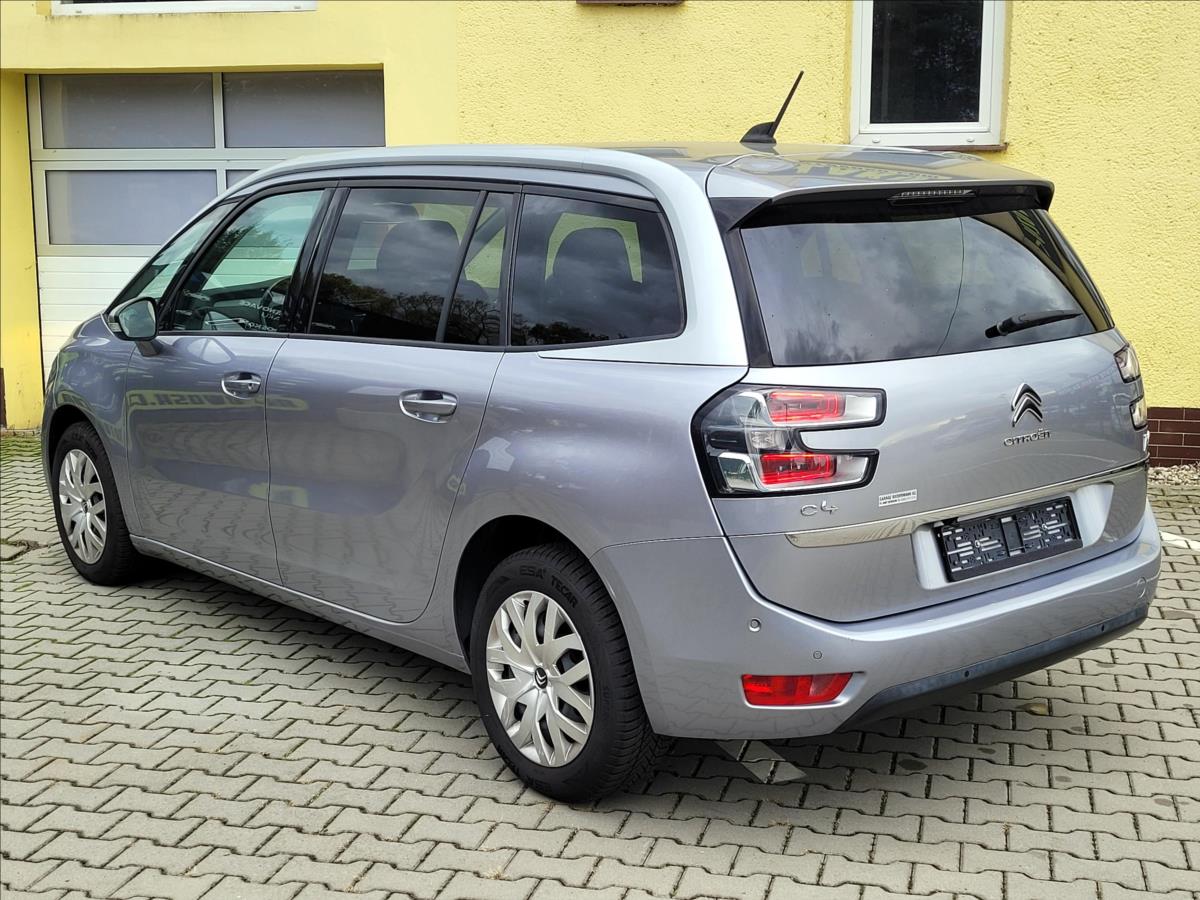 citroen-grand-c4-spacetourer-1-6-thp-eat6-feel-malo-najeto - 7