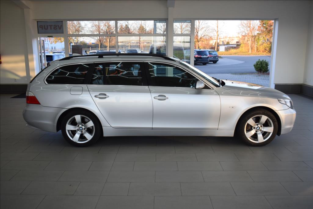 bmw-rada-5-3-0-530xd-xen-navi-servis - 3