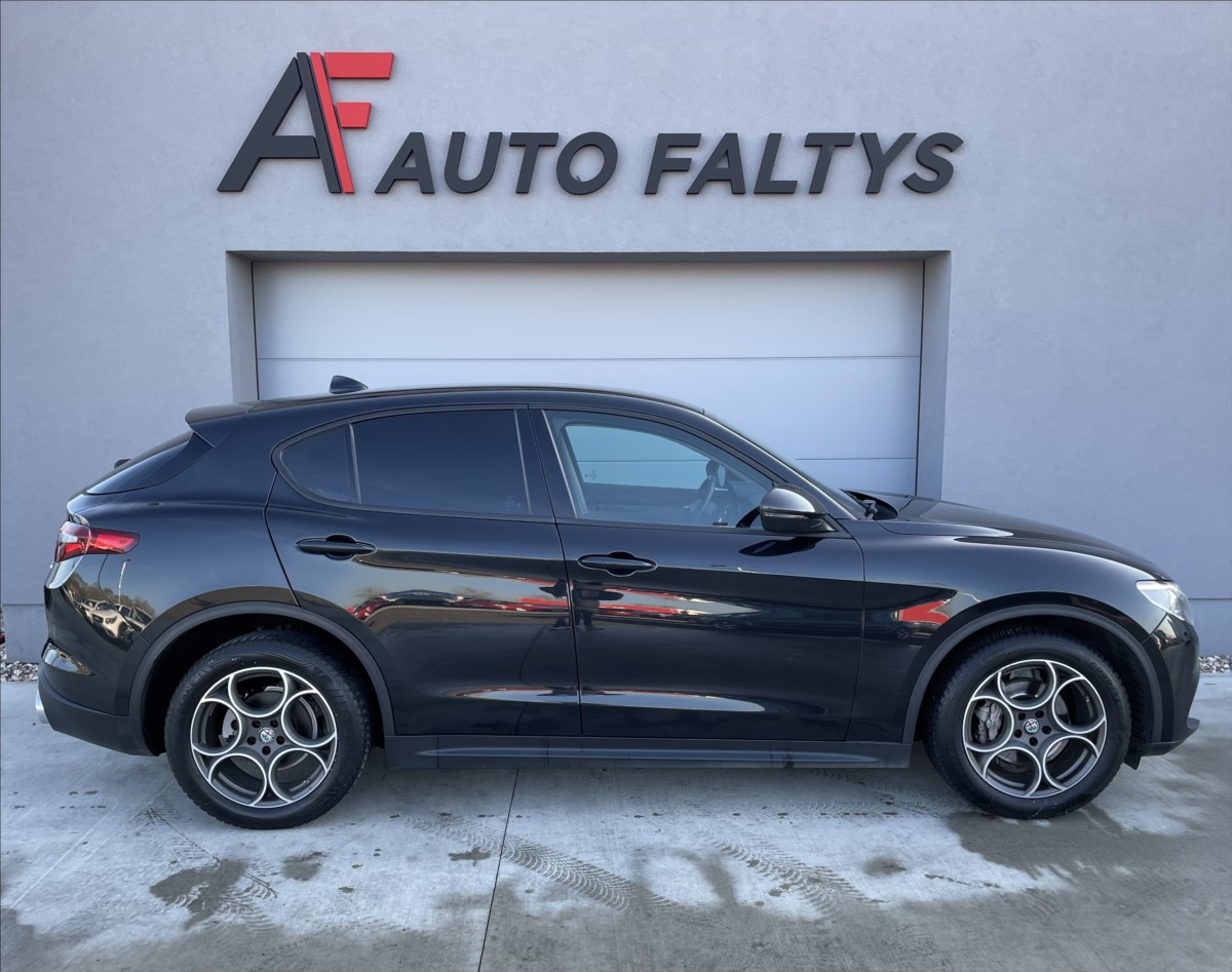 alfa-romeo-stelvio-2-2jtd-110kw-automat - 1