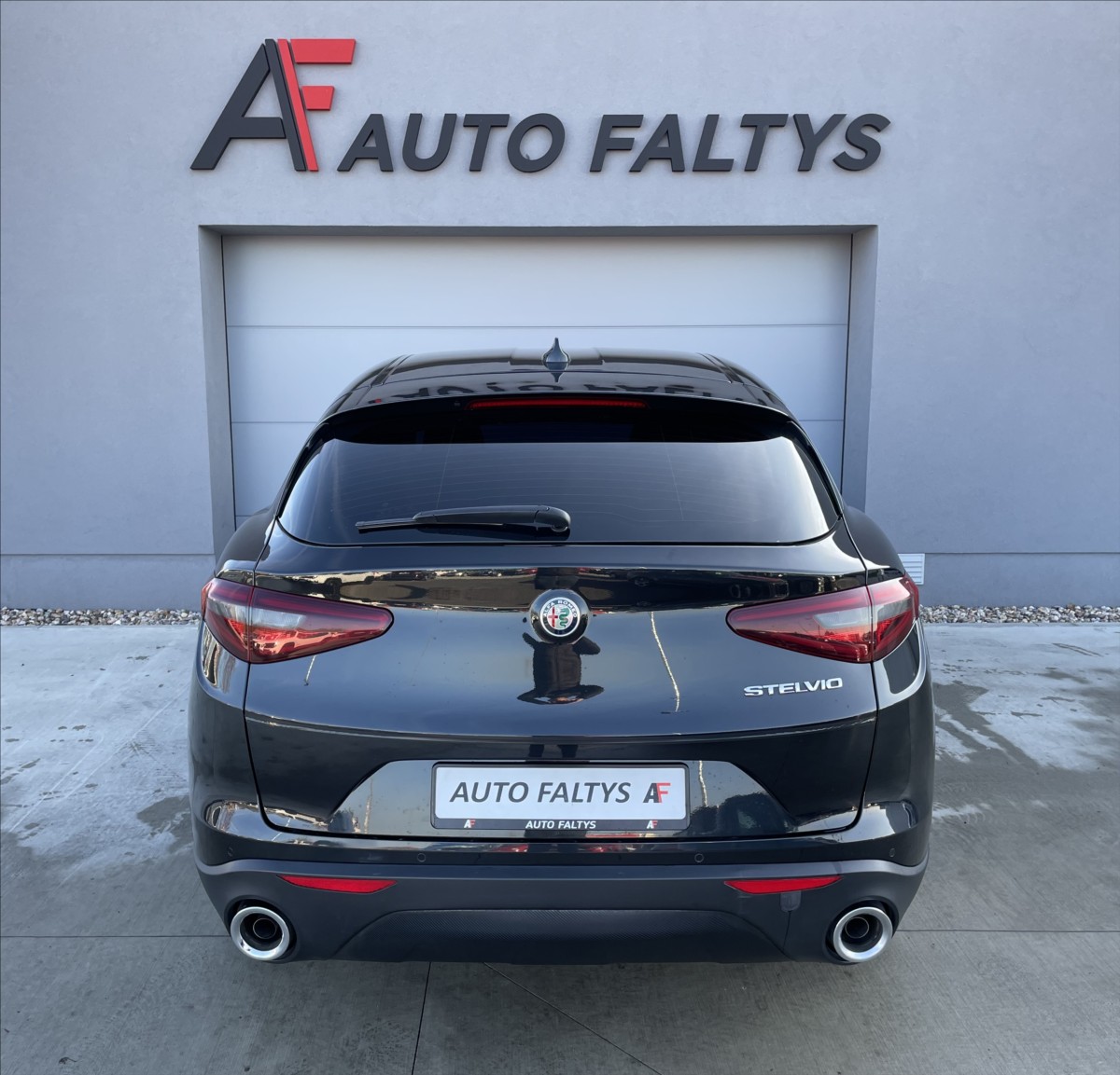 alfa-romeo-stelvio-2-2jtd-110kw-automat - 3
