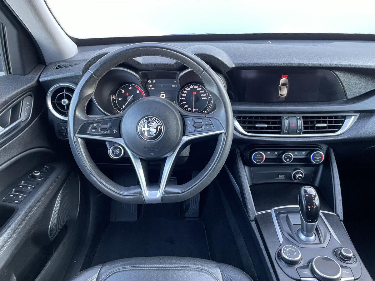 alfa-romeo-stelvio-2-2jtd-110kw-automat - 9