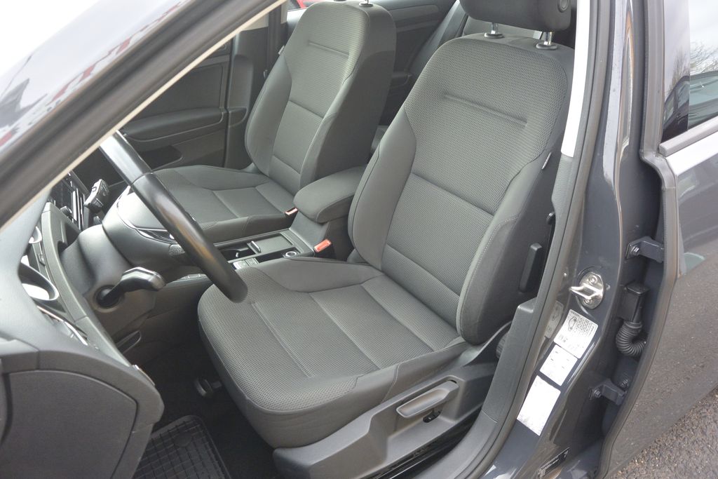 volkswagen-golf-1-4tsi - 9