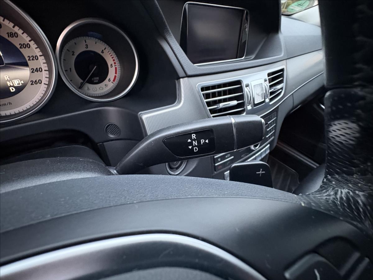 mercedes-benz-tridy-e-2-2-200cdi-100kw-led-navi-vyhr - 7