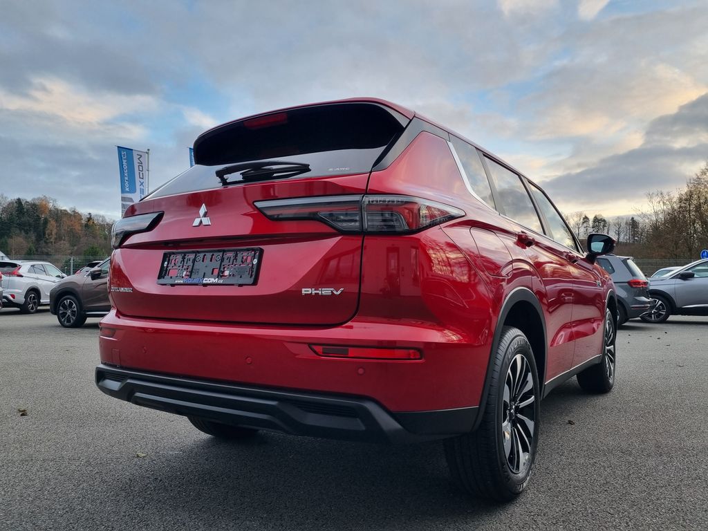 mitsubishi-outlander-2-4-phev-4x4-odpocet-dph - 4