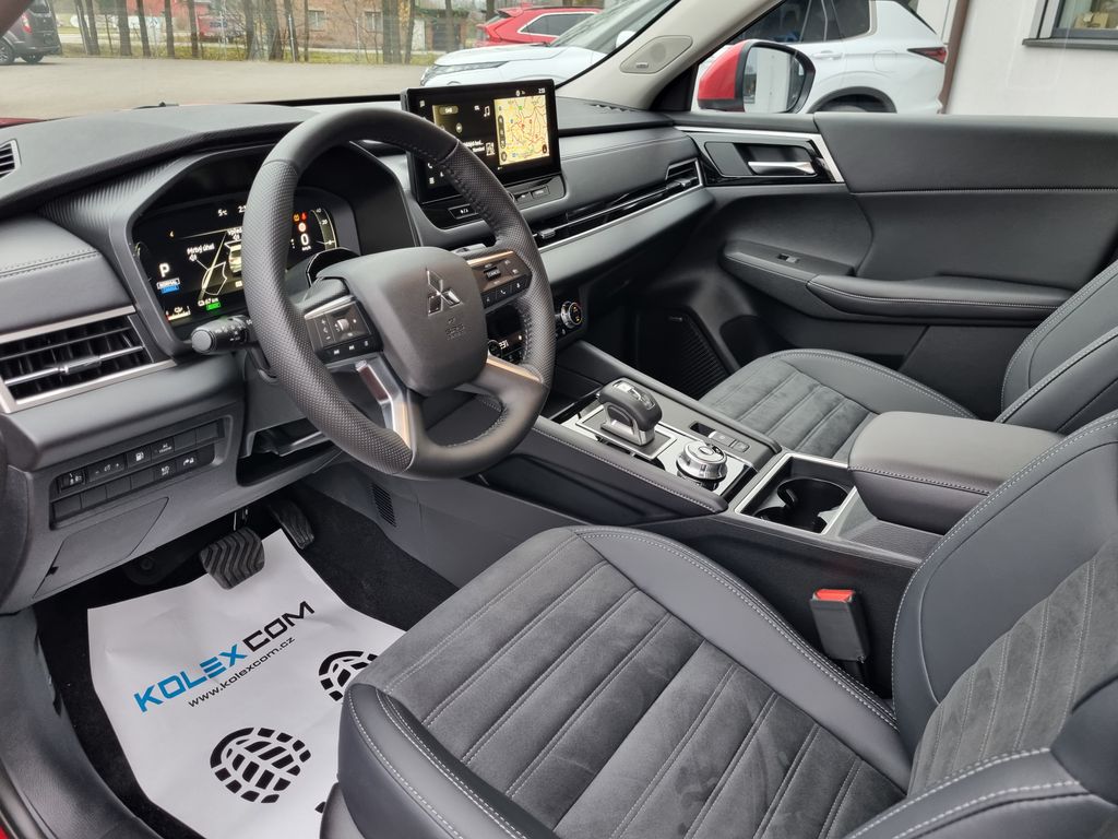 mitsubishi-outlander-2-4-phev-4x4-odpocet-dph - 8