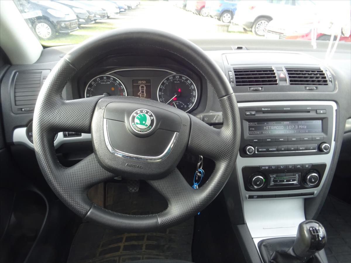 skoda-octavia-1-9-77-kw-tdi - 9
