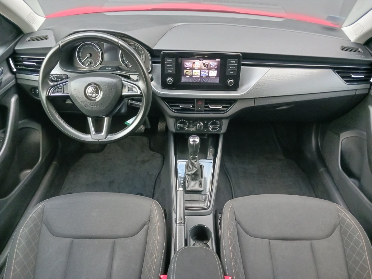 skoda-scala-1-6-tdi-dsg-plny-servis - 9