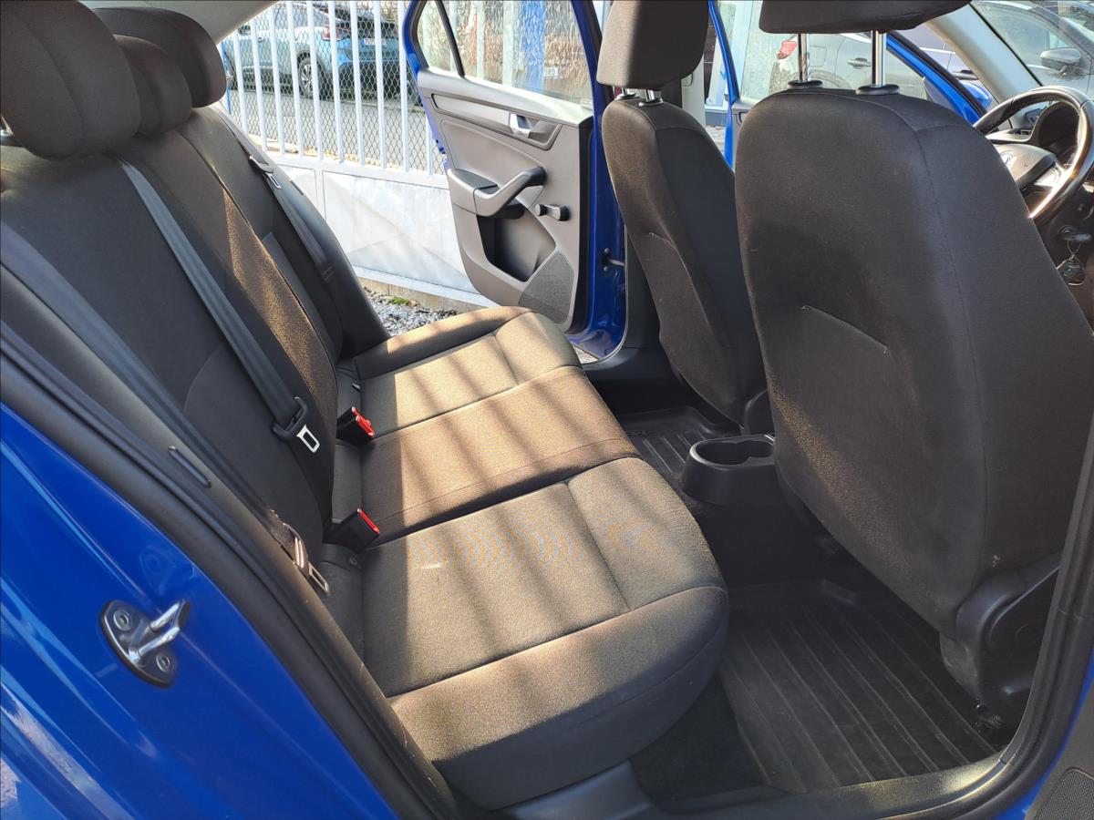 skoda-rapid-1-0-tsi-1-majitel-koupeno-cz - 5