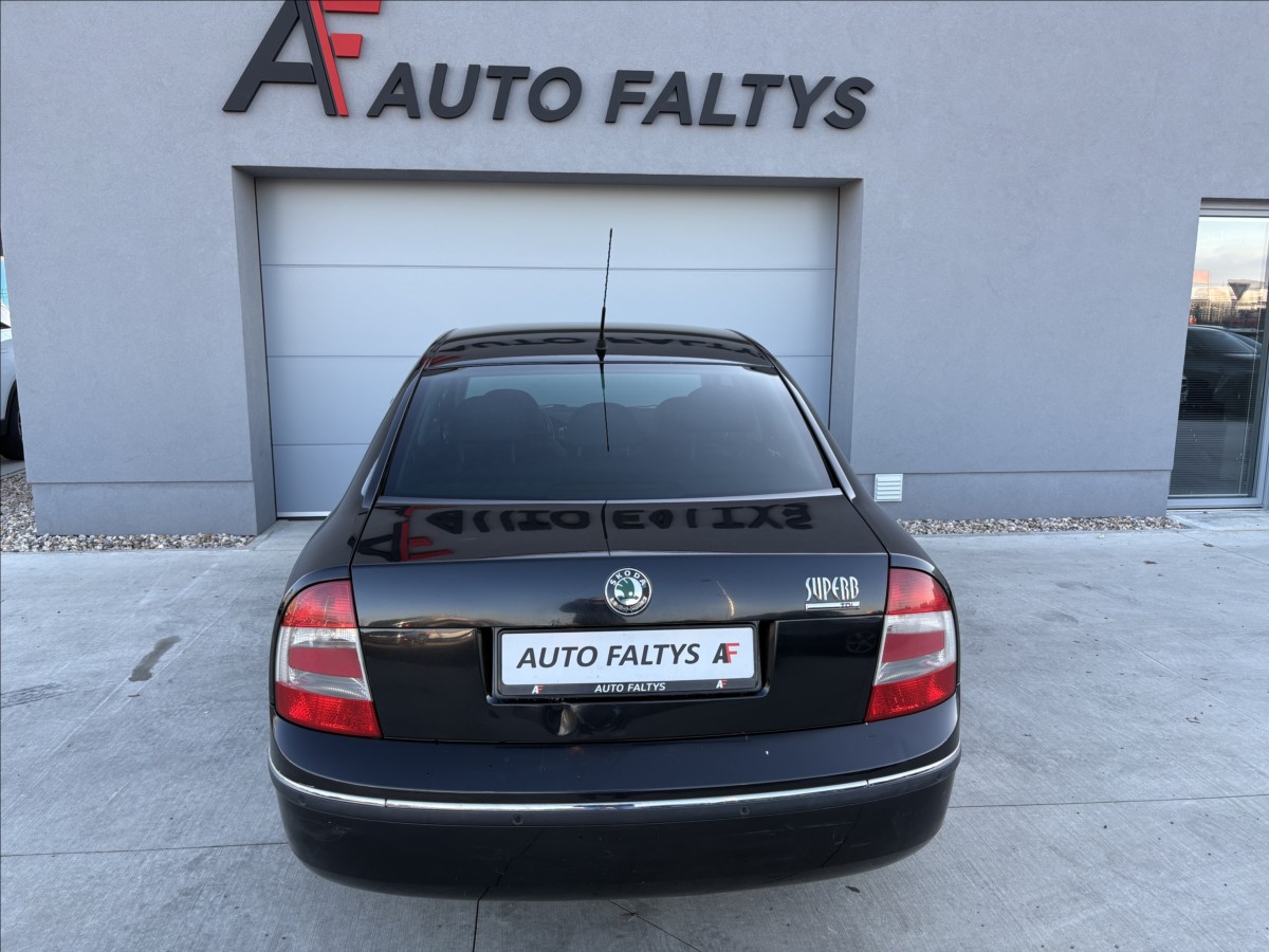 skoda-superb-2-0-tdi-103-kw-elegance-cz - 4