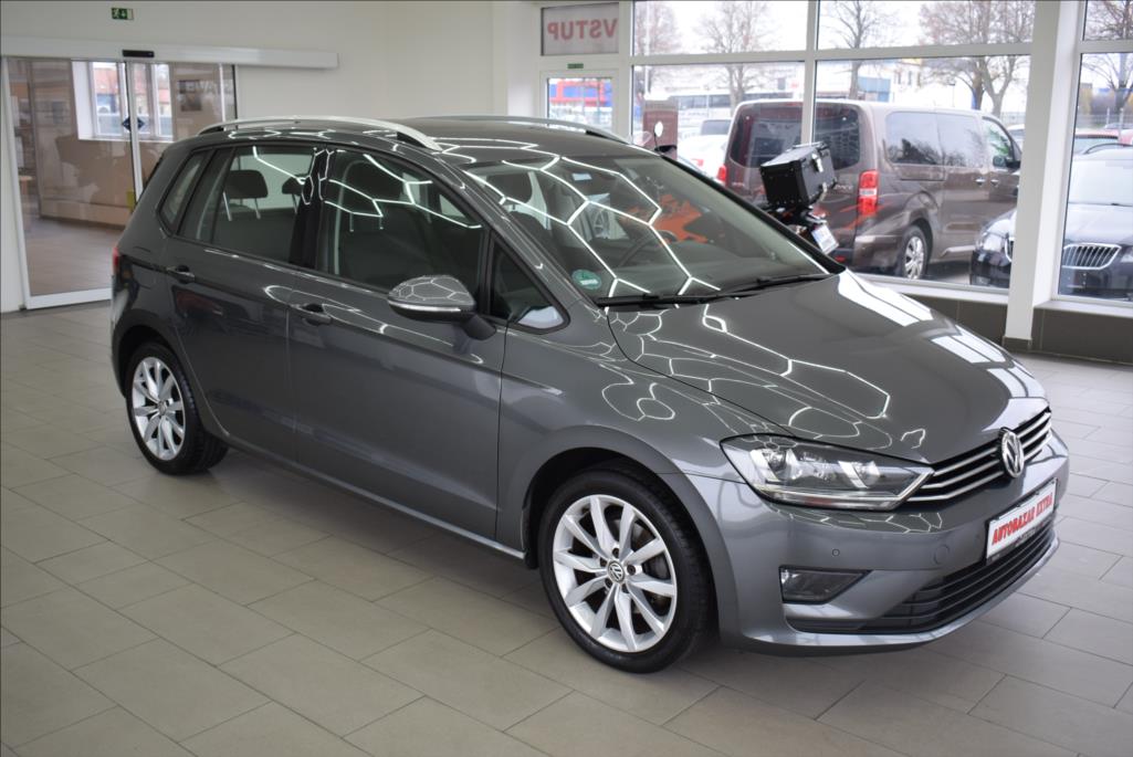 volkswagen-golf-sportsvan-1-4-tsi-1-maj-navi-xen-led - 2