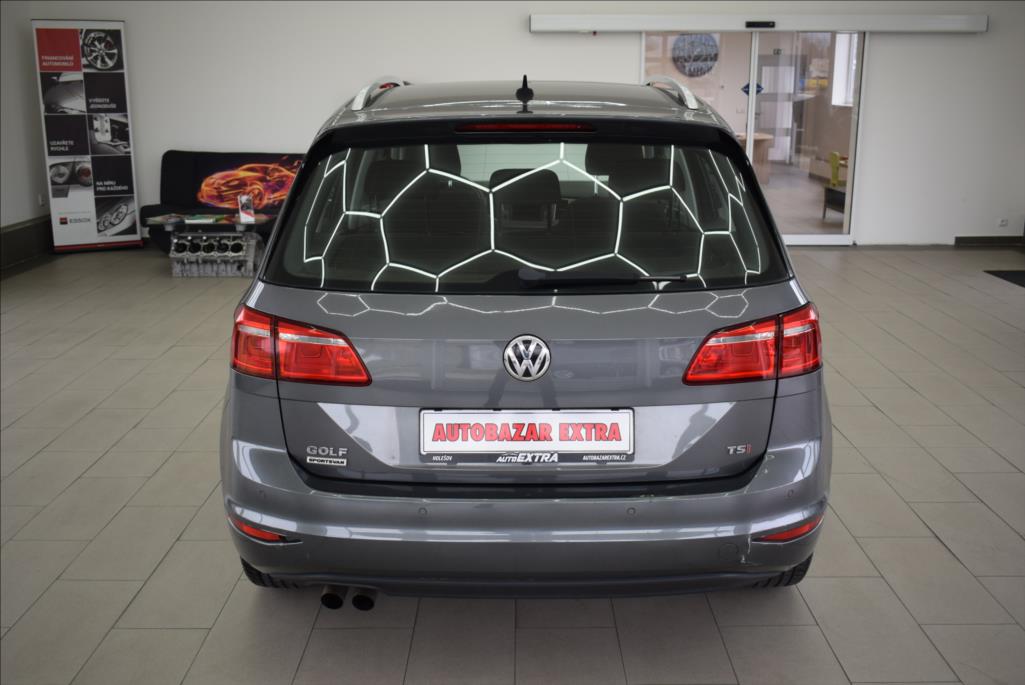 volkswagen-golf-sportsvan-1-4-tsi-1-maj-navi-xen-led - 6