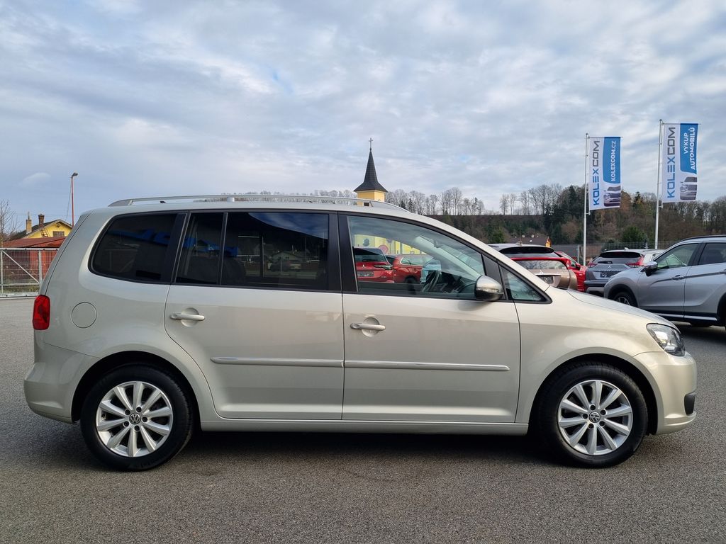 volkswagen-touran-2-0-tdi-130-kw-bez-ad-blue - 5