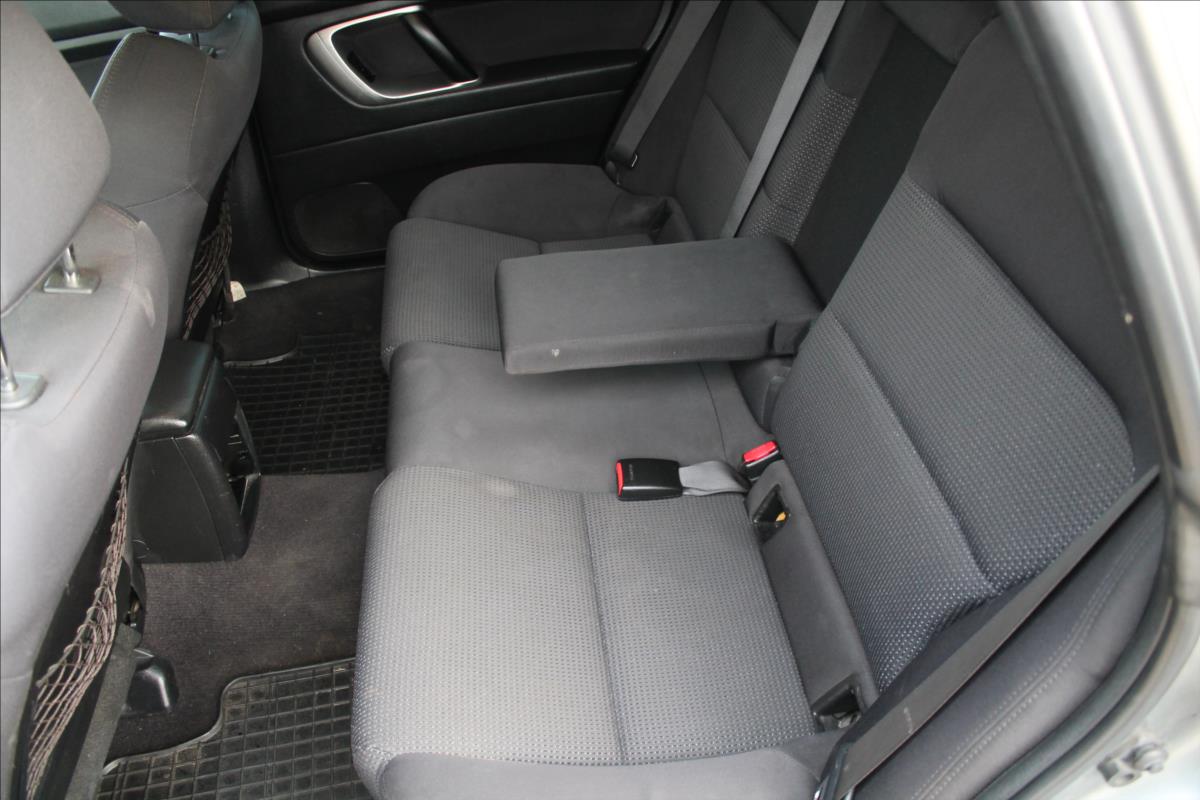 subaru-legacy-2-0-r-121kw-4x4-automat - 7
