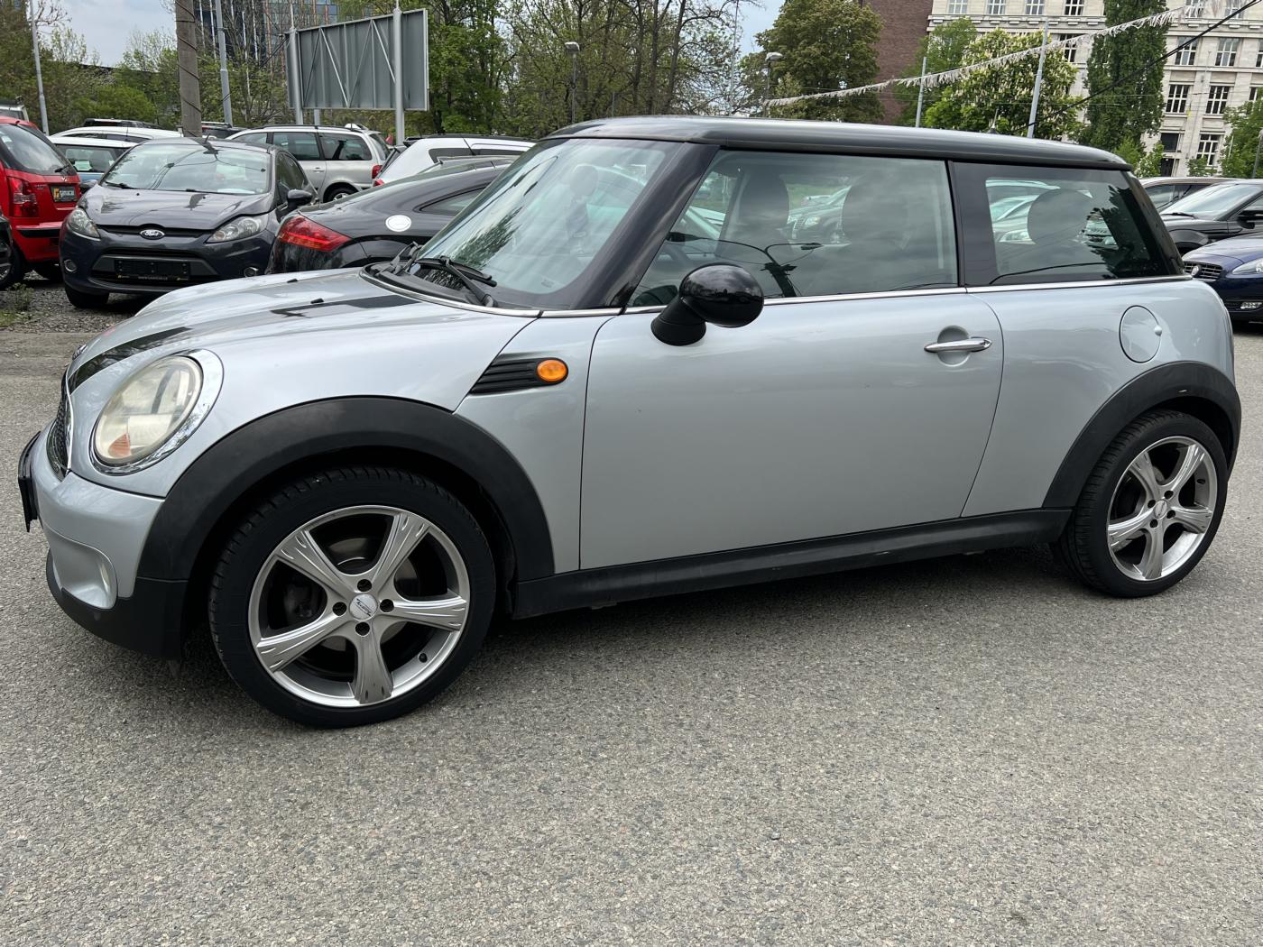 mini-cooper-1-6-bez-koroze - 4