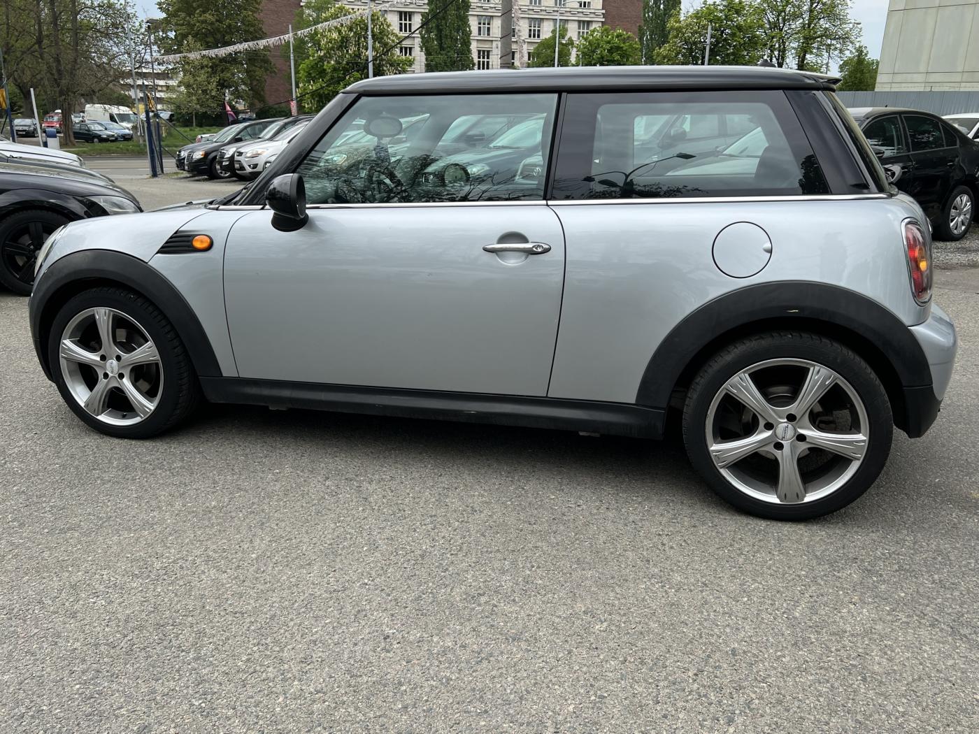 mini-cooper-1-6-bez-koroze - 7